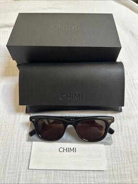 Chimi Ease Sunglasses